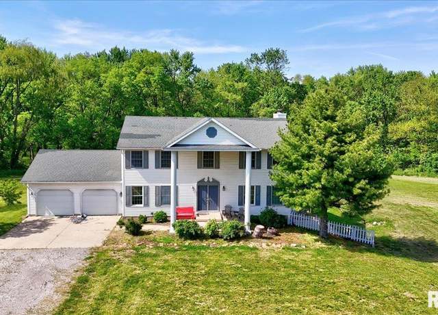 Property at 43 Devine Dr, Riverton, IL 62561, 3 beds, 3.5 baths