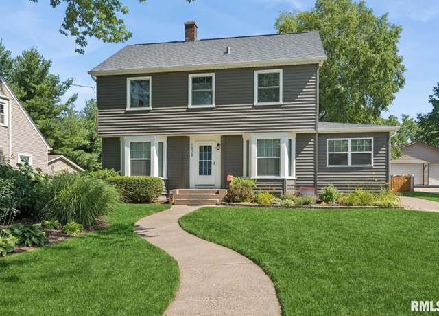 Property at 1928 Elm St, Davenport, IA 52803, 4 beds, 2 baths