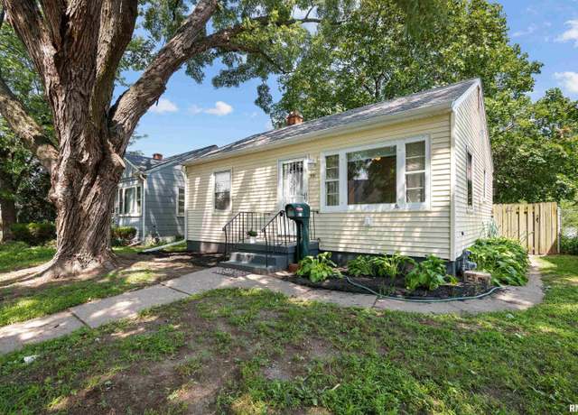 Property at 531 23rd Ave, Rock Island, IL 61201, 2 beds, 1 bath