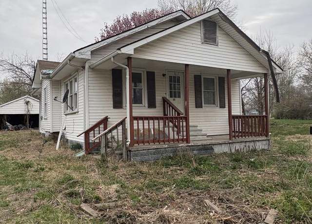 Property at 301 N Brown St, Benton, IL 62812-3502, 2 beds, 1 bath