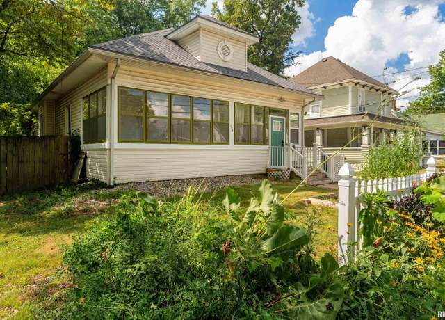 Property at 104 N Springer St, Carbondale, IL 62901, 1 bed, 1 bath