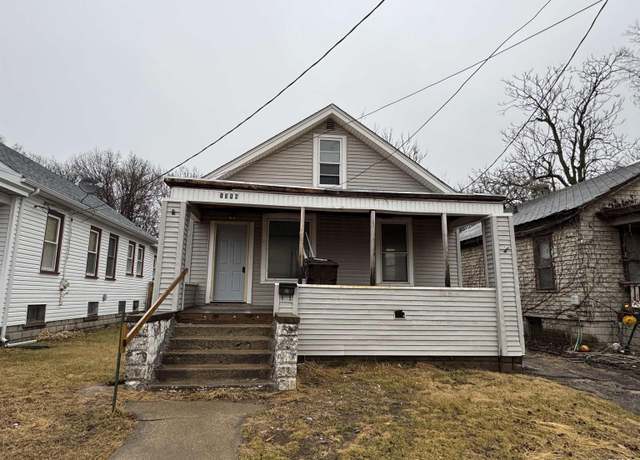 Property at 1316 N Douglas St, Peoria, IL 61606, 3 beds, 1 bath