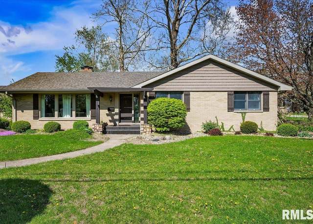 Property at 101 W Edgewood St, Morton, IL 61550, 3 beds, 3 baths