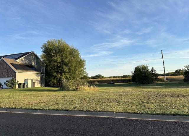 Property at 209 Windsong Dr, Washington, IL 61571