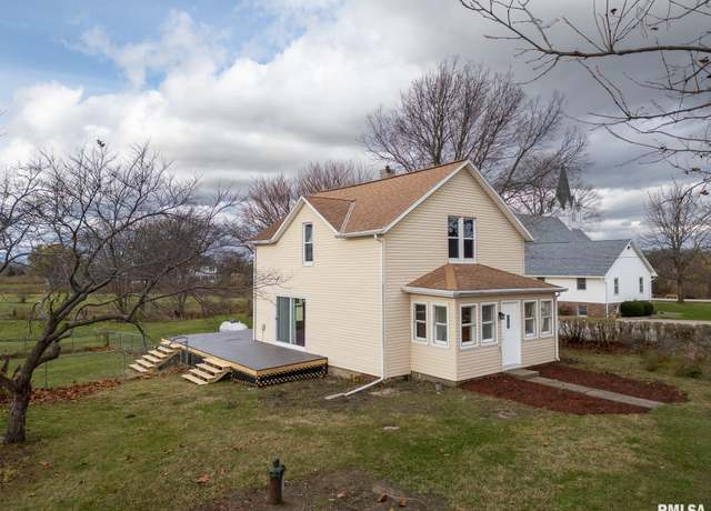 Property at 2088 Knox Rd 150 Rd E, Galesburg, IL 61401, 4 beds, 1.5 baths