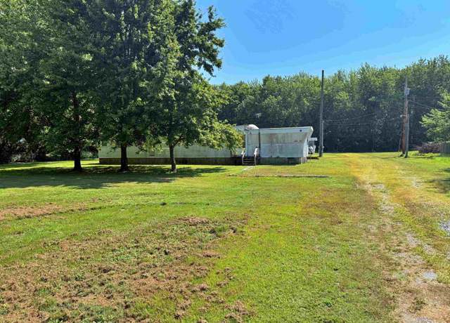 Property at 798 Airport Rd, Metropolis, IL 62960