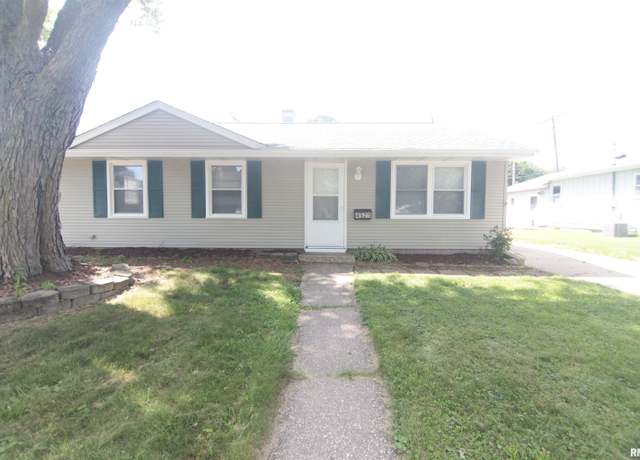 Property at 4521 11th Street Court, East Moline, IL 61244, 3 beds, 1 bath