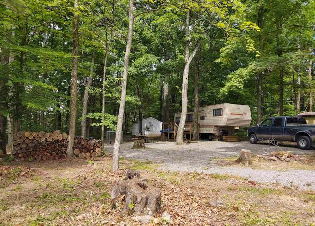 Property at 315 Holland Ln, Vienna, IL 62995