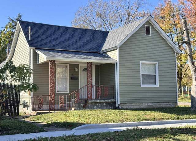 Property at 421 N 18th St, Herrin, IL 62948, 2 beds, 1 bath