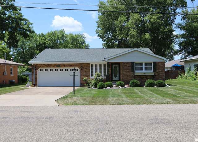 Property at 307 N Toepfer St, Tremont, IL 61568, 3 beds, 2 baths
