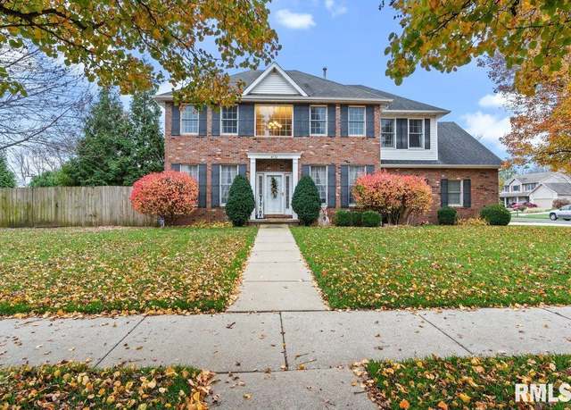 Property at 4532 Greenbriar Dr, Springfield, IL 62711-6224, 4 beds, 3.5 baths