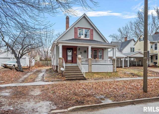 Property at 112 N Macarthur Blvd, Springfield, IL 62702, 2 beds, 1.5 baths
