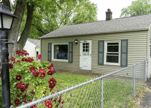 Property at 202 Stahl Ave, Washington, IL 61571, 2 beds, 1 bath