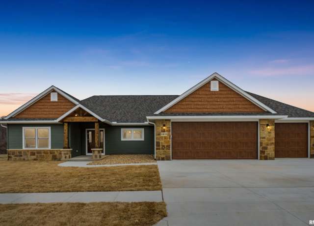 Property at 1611 Jondre Dr, Milan, IL 61264, 3 beds, 3 baths