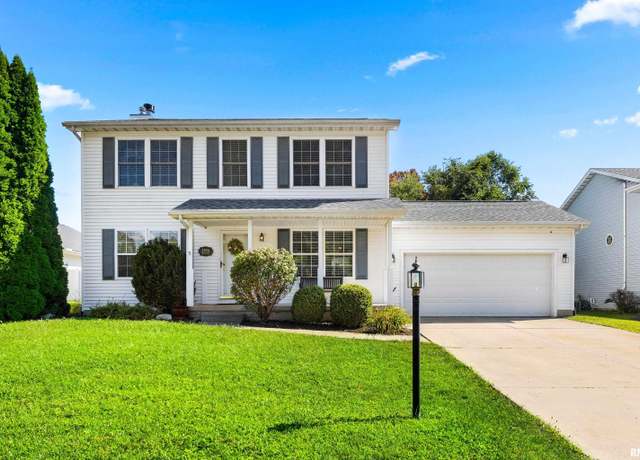 Property at 1956 Deer Ln, Washington, IL 61571, 3 beds, 2.5 baths