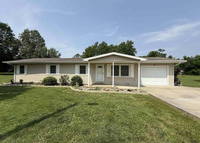 Property at 15293 Wall St, Carterville, IL 62918, 3 beds, 2 baths