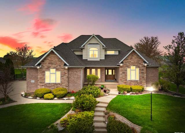 Property at 5825 W Ivybridge Pl, Peoria, IL 61615, 4 beds, 4.5 baths