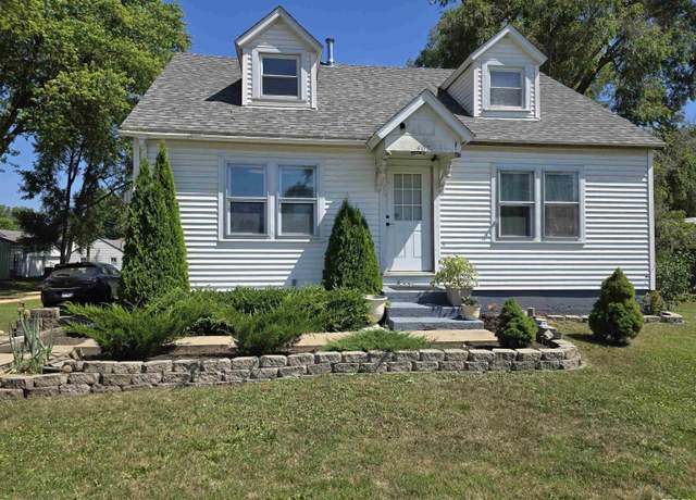 Property at 407 23rd Ave, Fulton, IL 61252, 3 beds, 2 baths