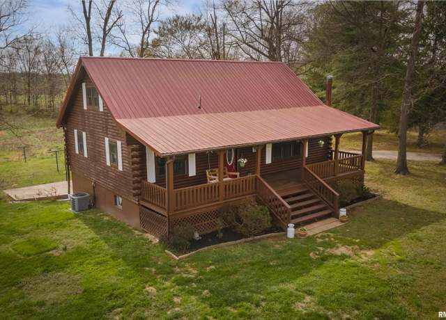 Property at 170 Brasel Dr, Murphysboro, IL 62966, 4 beds, 2.5 baths