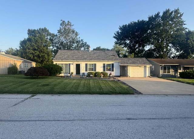 Property at 3430 Chestnut St, Quincy, IL 62301, 3 beds, 1 bath