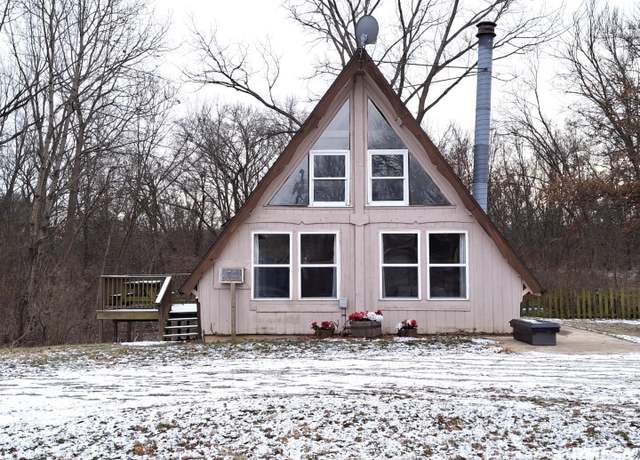 Property at 29247 E Bitner Rd, Glasford, IL 61533, 4 beds, 2 baths