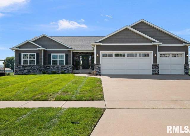 Property at 624 Saint Andrews Cir, Eldridge, IA 52748, 4 beds, 3.5 baths