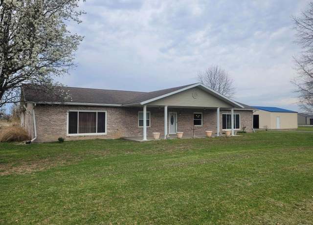 Property at 7979 State Route 14 Hwy, Duquoin, IL 62832, 3 beds, 3 baths