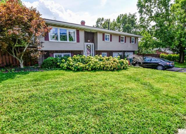 Property at 1929 W Ravina Park, Decatur, IL 62526, 5 beds, 3 baths