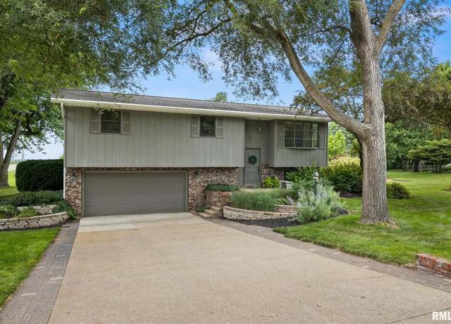 Property at 22019 Oak Ln, Morton, IL 61550, 4 beds, 2 baths