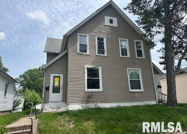 Property at 1919 Sturdevant St, Davenport, IA 52804, 6 beds, 2 baths