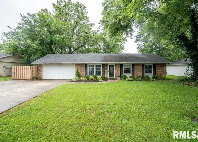 Property at 1413 Sebring Way, Carbondale, IL 62901, 3 beds, 1.5 baths