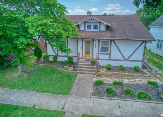 Property at 2036 Spruce St, Murphysboro, IL 62966, 3 beds, 2 baths