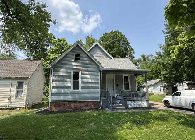 Property at 305 E Republic St, Peoria, IL 61603, 4 beds, 1 bath