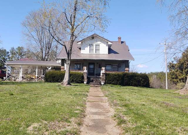 Property at 13675 Highway 45 Hwy, Ozark, IL 62972, 4 beds, 1 bath