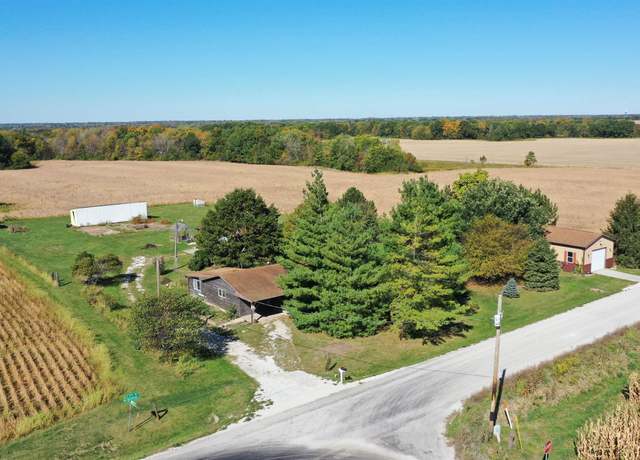 Property at 6520 E 875th St, Macomb, IL 61455, 2 beds, 1 bath