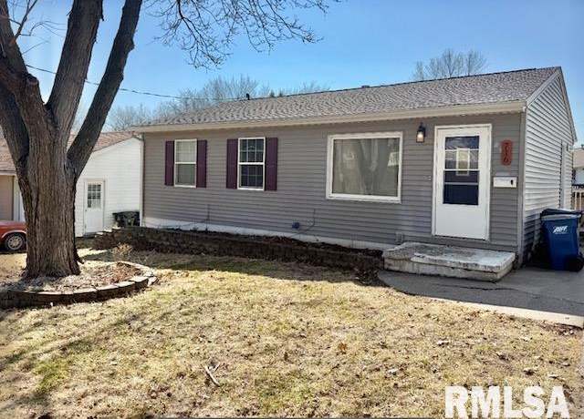 Property at 716 Roscoe Ave, Muscatine, IA 52761, 3 beds, 2 baths