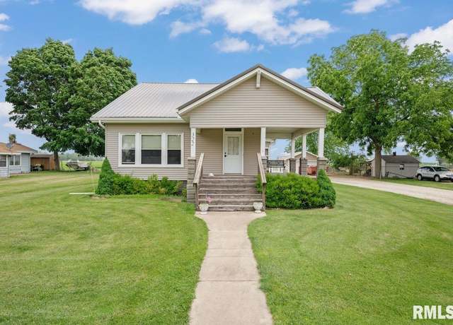 Property at 322 N Trivoli Rd, Trivoli, IL 61569, 3 beds, 2 baths