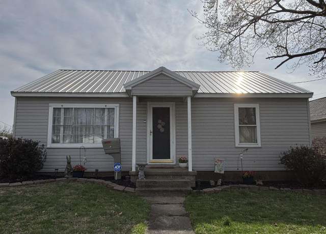 Property at 205 N Bentley St, Marion, IL 62959, 2 beds, 1 bath