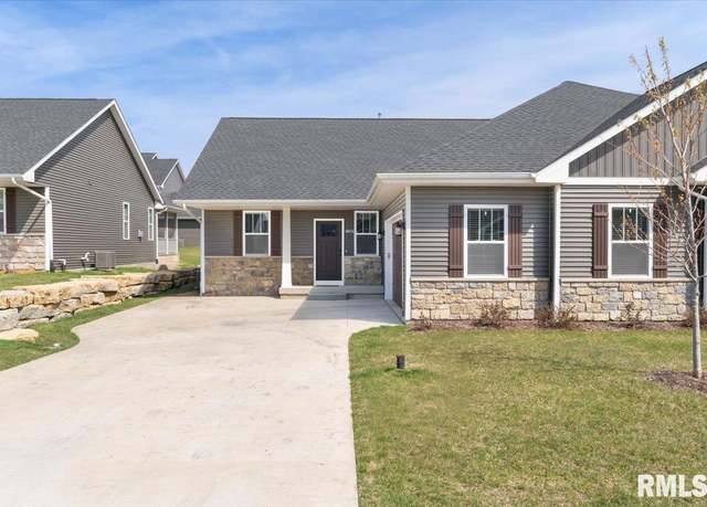 Property at 3074 Mary Leigh Dr, Bettendorf, IA 52722-1310, 3 beds, 2 baths