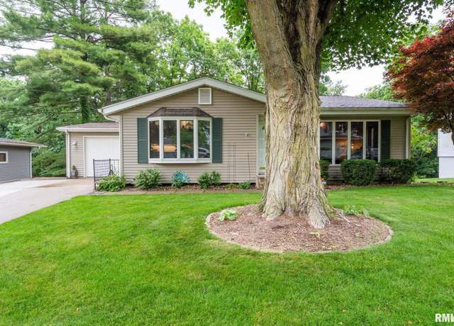 Property at 918 32nd Avenue Court, Moline, IL 61265, 4 beds, 2 baths