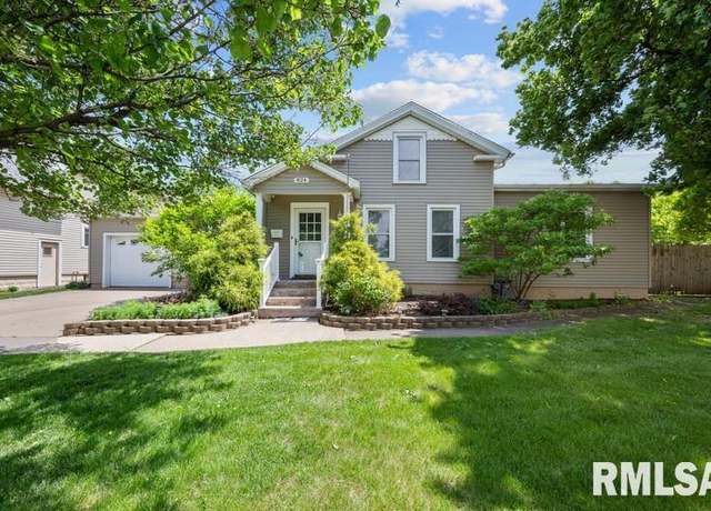 Property at 824 S State St, Geneseo, IL 61254, 3 beds, 2 baths