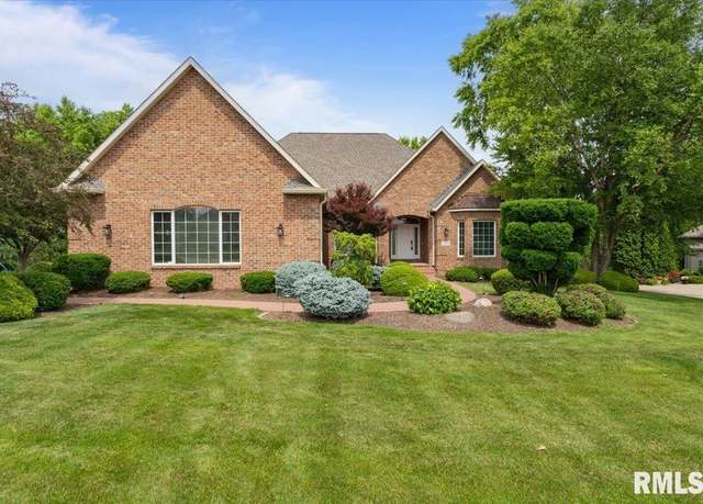 Property at 5985 Eagle Ridge Rd, Bettendorf, IA 52722-7557, 4 beds, 4.5 baths