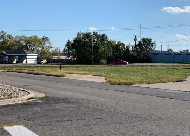 Property at 2815 E South Grand Ave, Springfield, IL 62703