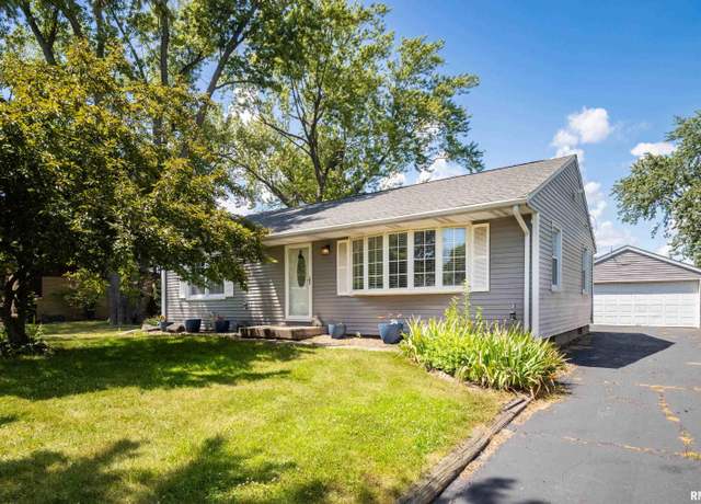 Property at 6119 W Fairview Rd, Peoria, IL 61607, 2 beds, 2 baths