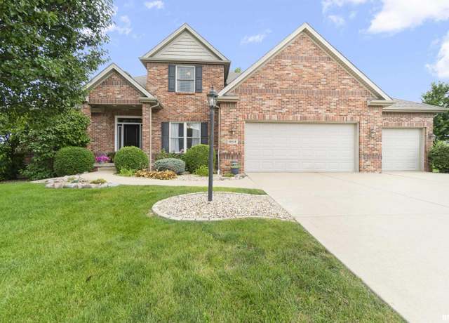 Property at 6919 N Basket Oak Dr, Edwards, IL 61528, 5 beds, 3.5 baths
