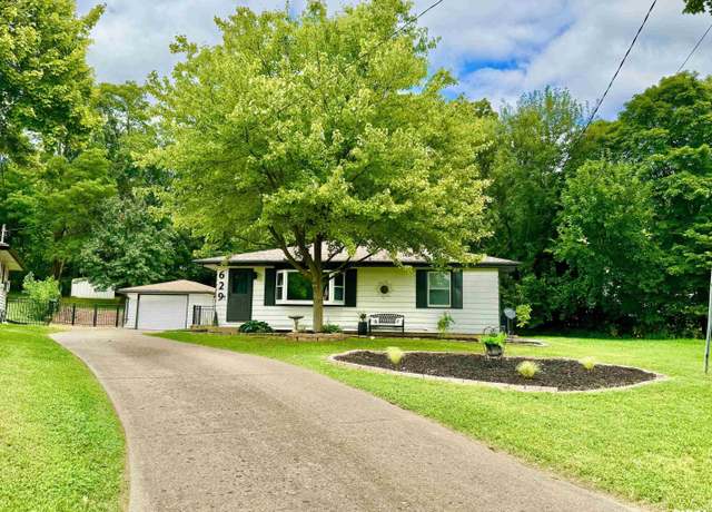 Property at 629 E Montclair Ct, Peoria Heights, IL 61616, 5 beds, 2 baths