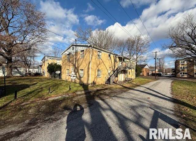 Property at 418 & 420 S Graham St, Carbondale, IL 62901, 8 beds, 4 baths