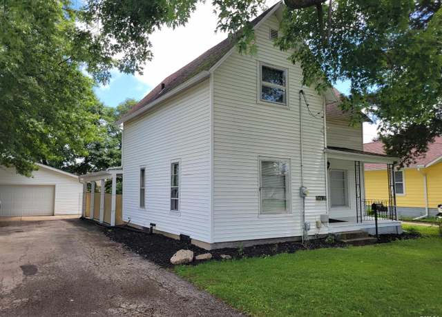 Property at 1799 Grand Ave, Galesburg, IL 61401, 3 beds, 1.5 baths