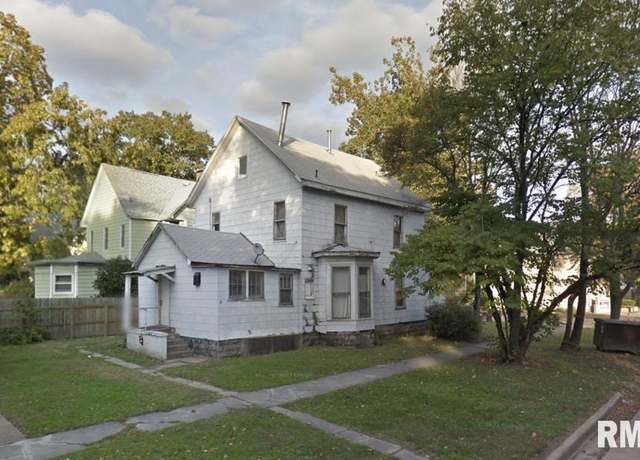 Property at 236 S Cherry St Unit 1,2,3, Centralia, IL 62801, 4 beds, 3 baths