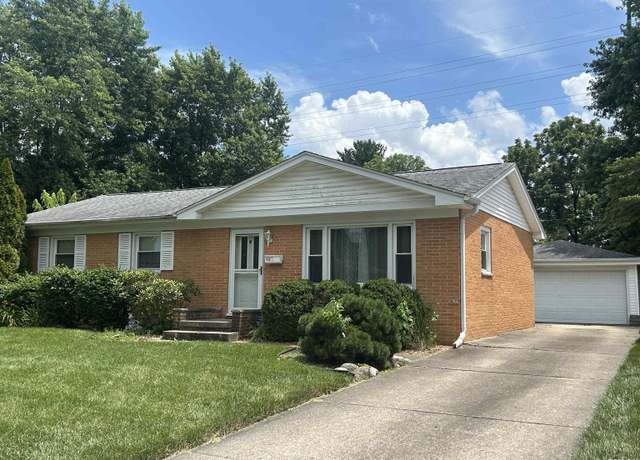 Property at 92 Archer Ave, Springfield, IL 62704-5316, 3 beds, 1 bath
